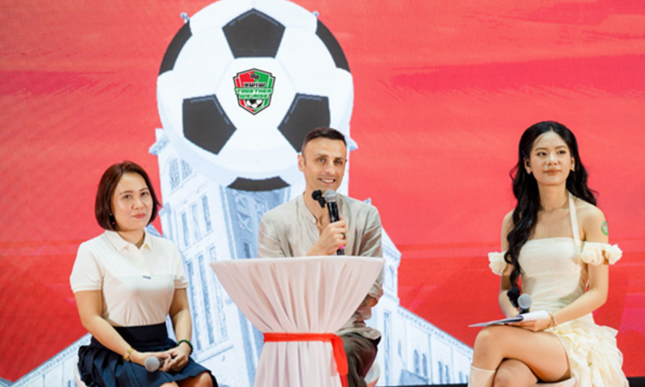 Dimitar Berbatov gây sốt tại 'Together We Rise' ở Đà Nẵng