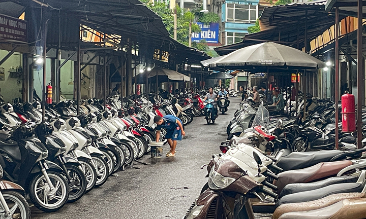 'Thủ phủ' xe máy cũ ở Hà Nội ế ẩm trước thông tin xe xăng sắp bị thay thế