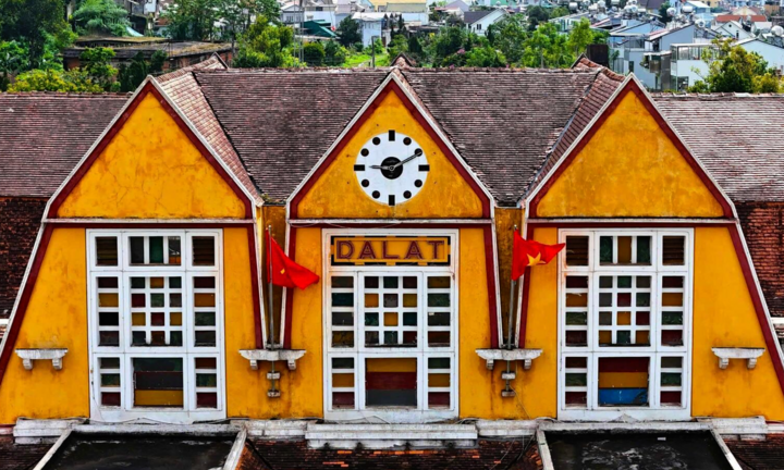 Nhà ga đường sắt gần 100 tuổi độc nhất vô nhị ở Việt Nam