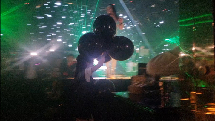 Nhan nhản bóng cười, shisha trong quán bar ở vùng biên Quảng Ninh