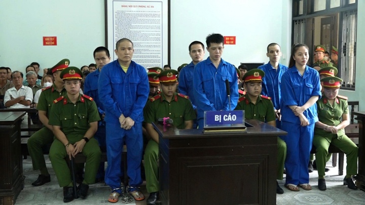 Tuyên án cặp vợ chồng điều hành đường dây ma túy qua Telegram