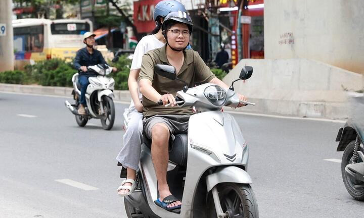 Sạc quá lâu, Hà Nội cần lập các trạm đổi pin xe điện nhiều hơn số cây xăng