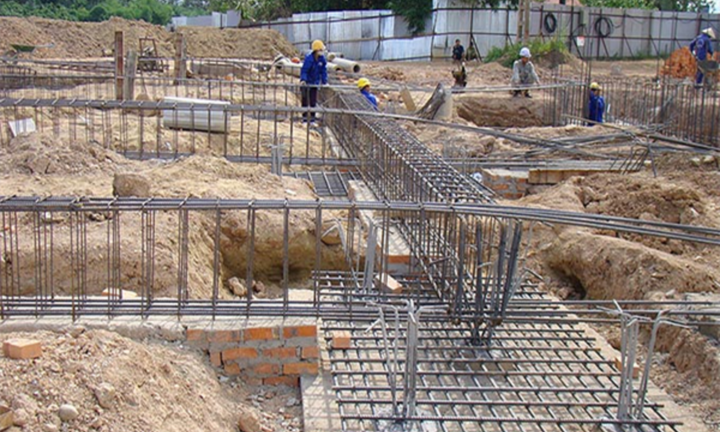 Dự án chưa xây xong móng đã nhận đặt cọc có trái quy định pháp luật? 