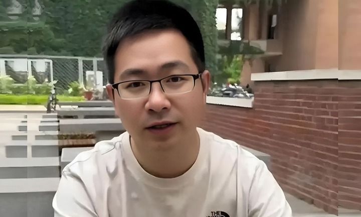 Doanh nhân trẻ 36 tuổi giàu có bỏ lại sự nghiệp để 2 lần thi lại đại học