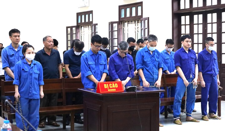 Lý do tòa trả hồ sơ vụ án 14 cựu cán bộ Hải quan Hải Phòng tiếp tay buôn lậu