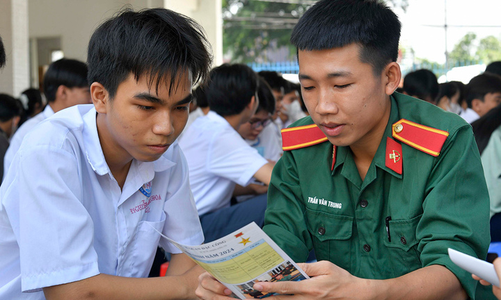 4 năm qua điểm chuẩn trường Sĩ quan Đặc công thay đổi thế nào?