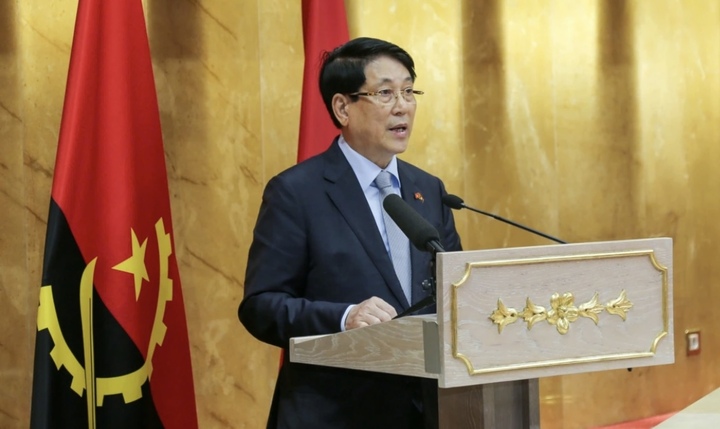 Chủ tịch nước Lương Cường phát biểu chính sách tại Quốc hội Angola