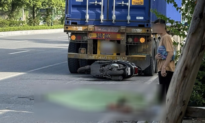 Ô tô đầu kéo đi lùi, tông người phụ nữ tử vong