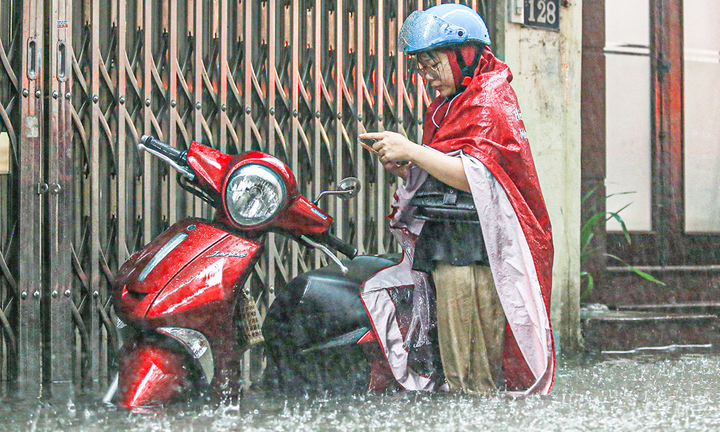 Miền Bắc và miền Trung sắp đón đợt mưa rất lớn, có nơi trên 300mm