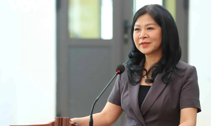 Phu nhân Tổng Bí thư thăm, tặng quà tại tỉnh Sơn La