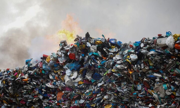 Đàm phán hiệp ước chống ô nhiễm nhựa thất bại tại Geneva