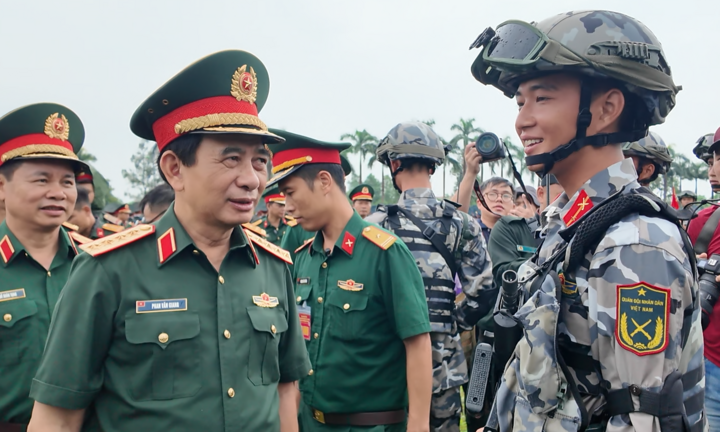 Đại tướng Phan Văn Giang tiết lộ chuyện đi huấn luyện diễu binh năm 1985