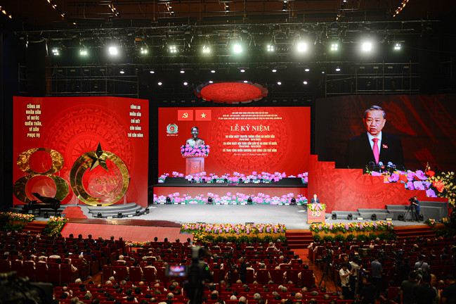 Toàn cảnh Lễ kỷ niệm 80 năm Ngày Truyền thống Công an Nhân dân