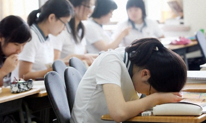 Phụ huynh càng giàu con càng dễ trúng tuyển vào đại học