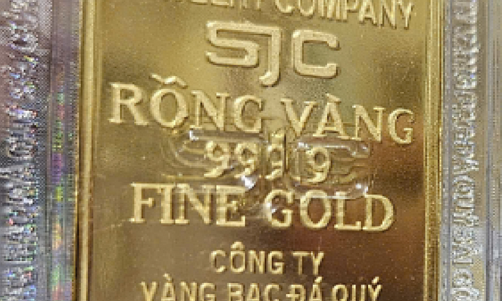Giá vàng trong nước tiếp tục đi ngang