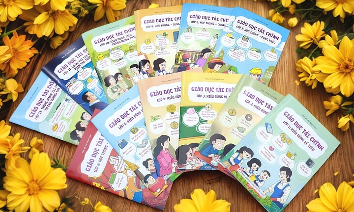 NXB Giáo dục Việt Nam giới thiệu bộ sách dạy tài chính cho học sinh phổ thông