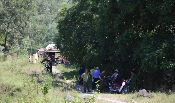 Phát hiện hộp sọ cùng nhiều bộ phận nghi xương người trên núi Đại Huệ