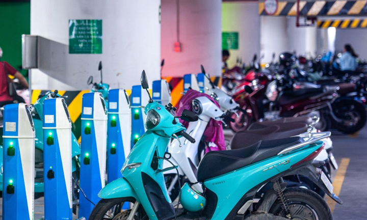 Bộ Công Thương đề xuất phương án giá bán lẻ điện cho trạm sạc xe điện