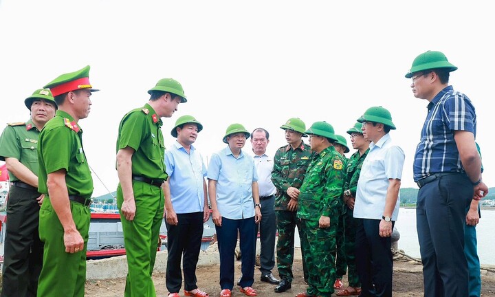 Nghệ An, Hà Tĩnh rốt ráo phòng chống bão số 5