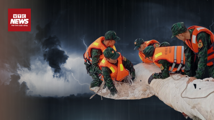 Bão số 5 đổ bộ tại Thanh Hóa: Gió rất mạnh, người dân căng mình ứng phó