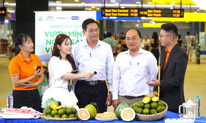 Hơn 50 tấn nông sản Vĩnh Long 'cháy hàng' chỉ trong một ngày