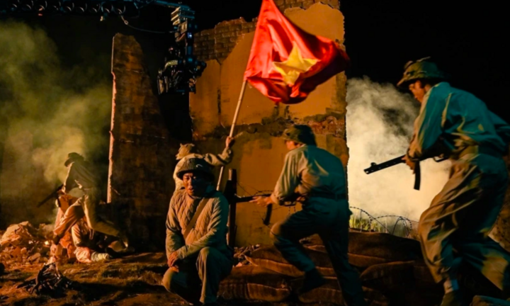 Hậu trường như phim điện ảnh của MV triệu views 'Viết tiếp câu chuyện hòa bình'