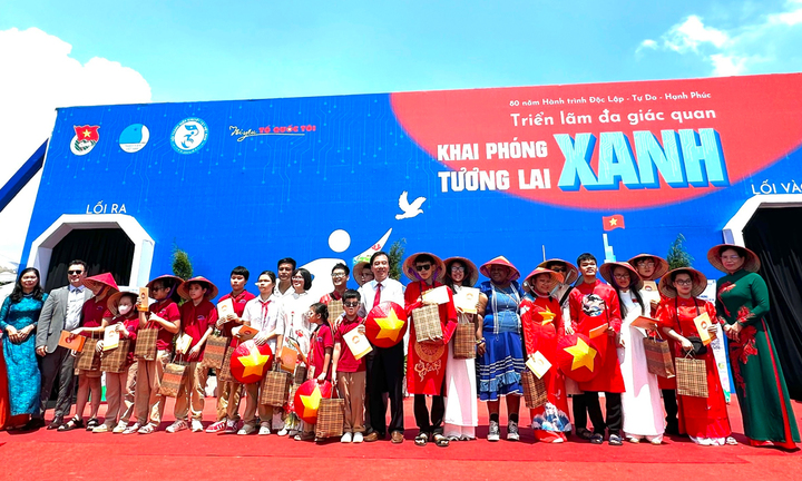 Chắp cánh ước mơ cho trẻ em khuyết tật