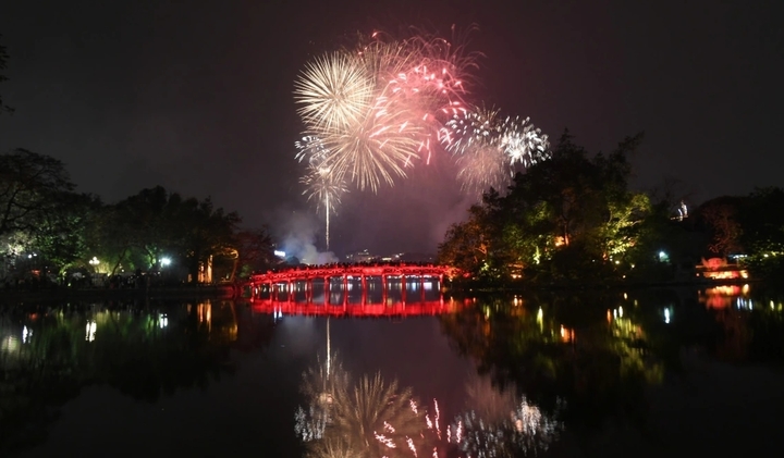 Lịch bắn pháo hoa tại Hà Nội dịp Tết Dương lịch