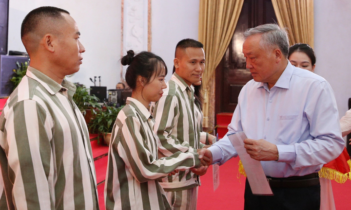 PTT Nguyễn Hòa Bình: Hãy để những lỗi lầm mãi ở lại phía sau cánh cổng trại giam