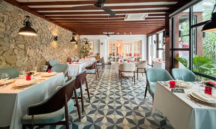 Nhiều nhà hàng, quán cà phê ở TP.HCM bất ngờ vắng khách trước thềm 2/9