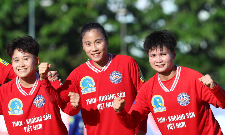 Giải bóng đá nữ VĐQG 2025: Than Khoáng sản Việt Nam giành 1 điểm quý giá