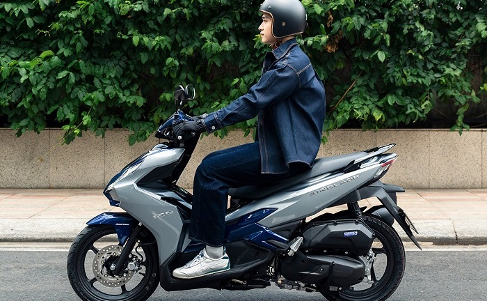 Bảng giá xe máy Air Blade mới nhất tháng 9/2025