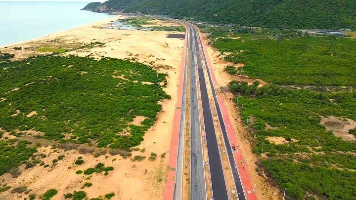 Đường gần 500 tỷ dài 3,8km ở Đắk Lắk 'cán đích' sau 10 năm vướng mặt bằng