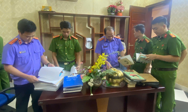 Bắt thêm 2 người liên quan nhóm tội phạm do Ý 'ẻng' cầm đầu