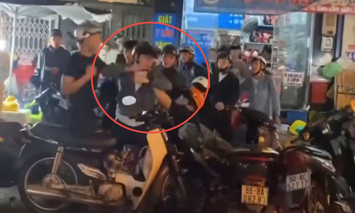 Xác minh clip nhóm thanh niên vây đánh đôi nam nữ ở TP.HCM