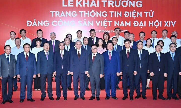 Tổng Bí thư Tô Lâm dự lễ ra mắt Trang thông tin điện tử 'Đảng Cộng sản Việt Nam - Đại hội XIV'