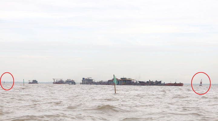 Đại công trường ‘cát tặc’ lộng hành ngày đêm trên vùng biển Hải Phòng