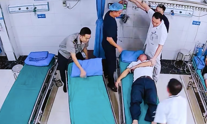 Đột ngột mất ý thức trên đường đến viện khám đau ngực