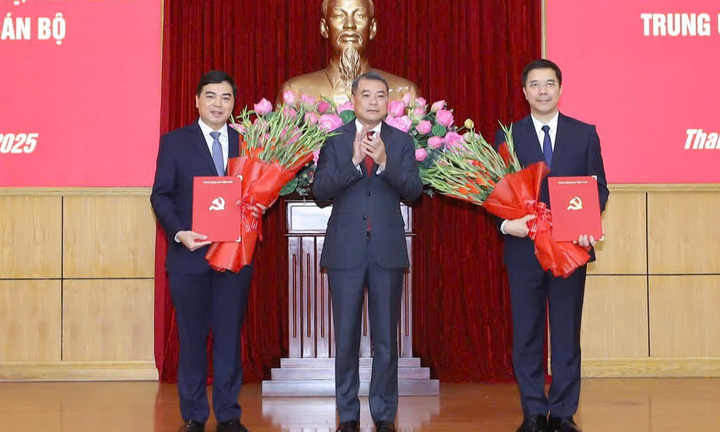 Thanh Hoá có 2 Phó Bí thư Tỉnh uỷ