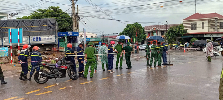 Lời khai của tài xế xe tải lao vào chợ làm 12 người thương vong ở Quảng Trị