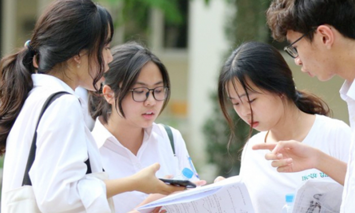 Xét tuyển đại học bằng học bạ: Không nên vội vàng loại bỏ