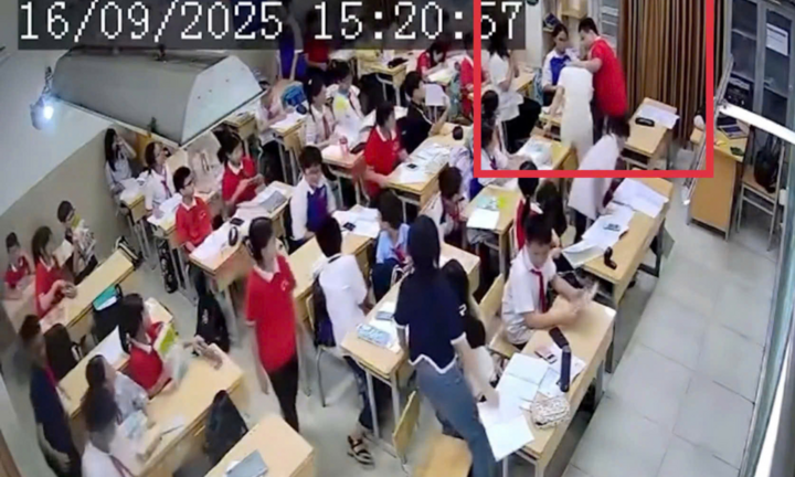 Học sinh lớp 7 tại Hà Nội giật tóc, xô ngã giáo viên khi bị thu đồ chơi
