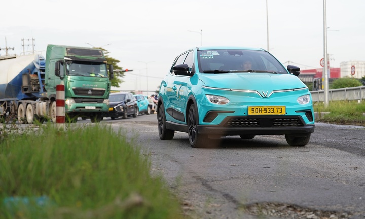 Công an TP.HCM đề nghị loạt biện pháp hạn chế tai nạn liên quan 'điểm mù'