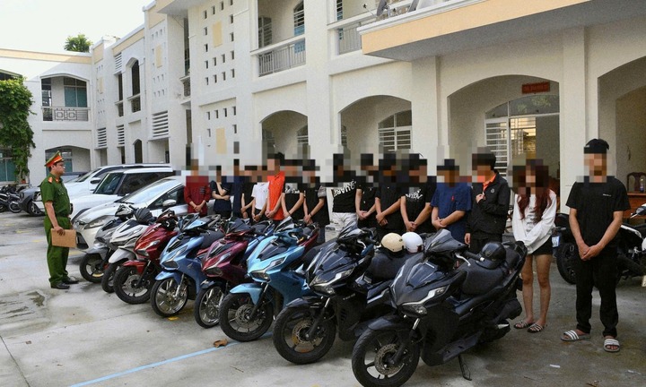 Hàng chục thanh thiếu niên chạy xe gây náo loạn tuyến phố trung tâm Đà Nẵng