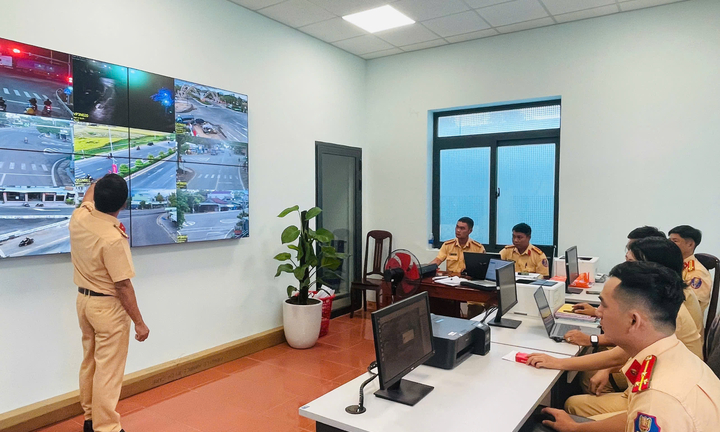 CSGT xử phạt sai có phải bồi thường cho người dân?