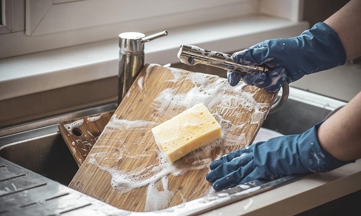 Mẹo bảo quản thớt gỗ bền lâu