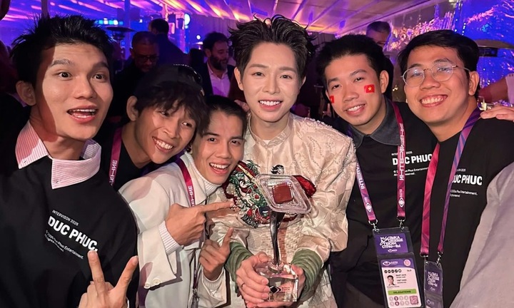 Đạo diễn tiết lộ hậu trường làm nên chiến thắng của Đức Phúc tại quốc tế