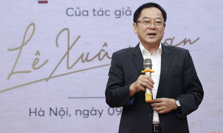 Nhà báo Lê Xuân Sơn ra mắt cùng lúc bộ ba tác phẩm thơ và bút ký 
