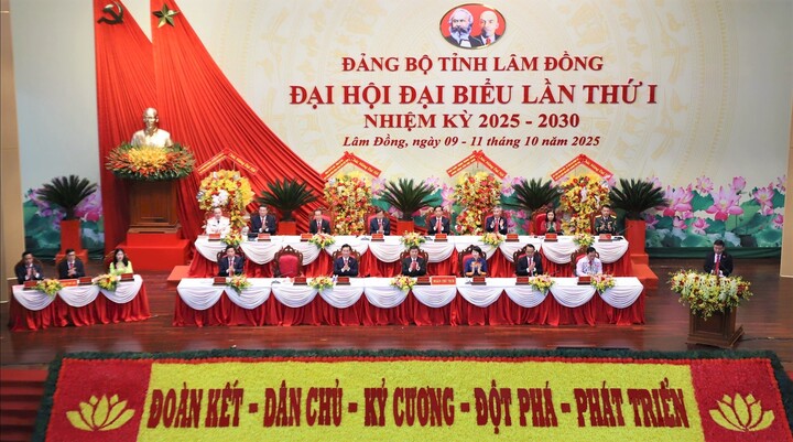 Khai mạc Đại hội Đảng bộ tỉnh Lâm Đồng lần thứ I: Bước ngoặt cho thời kỳ mới