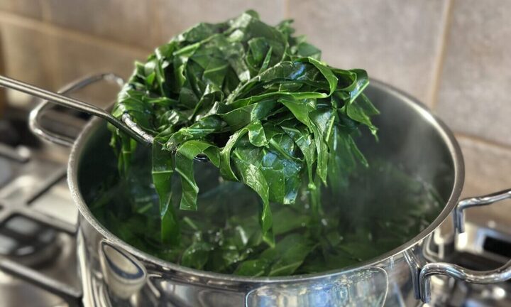 Mẹo luộc rau không bị mất nhiều vitamin